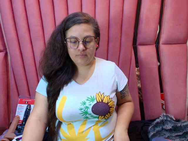 SaraThonson webcam