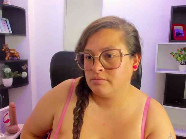 SaraThonson webcam