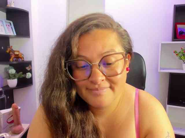 SaraThonson webcam