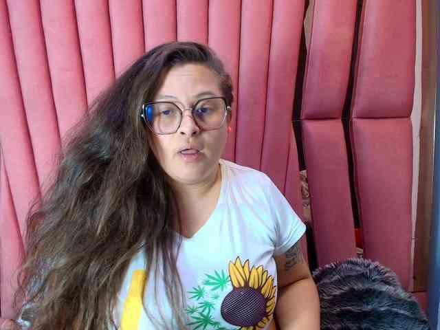 SaraThonson webcam