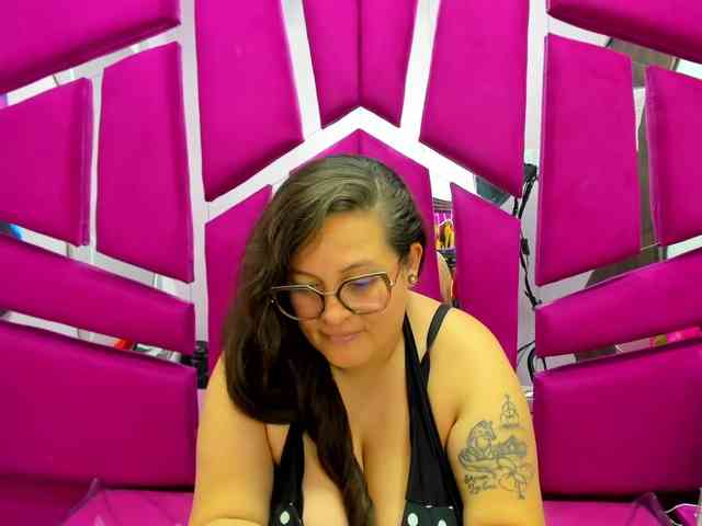 SaraThonson webcam