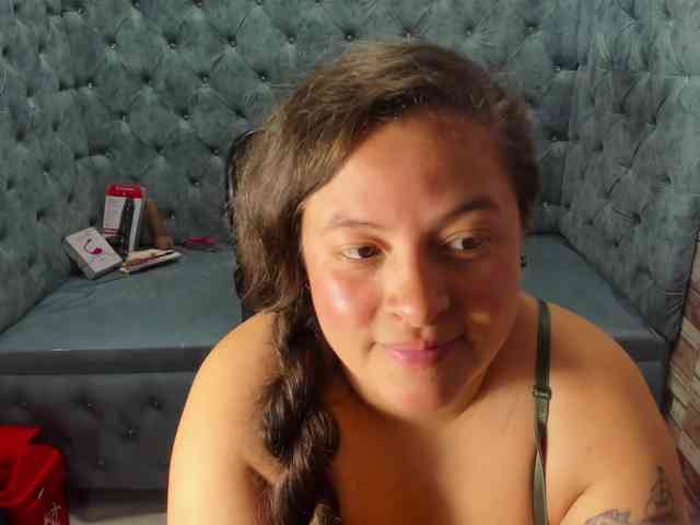 SaraThonson webcam