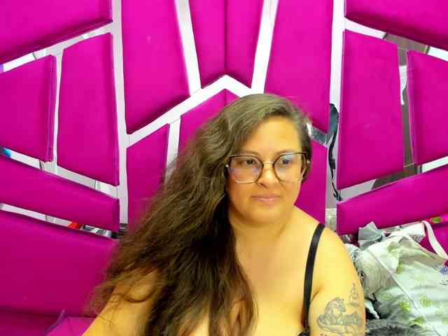 SaraThonson webcam