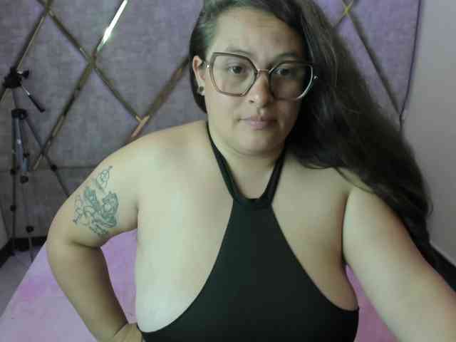 SaraThonson webcam