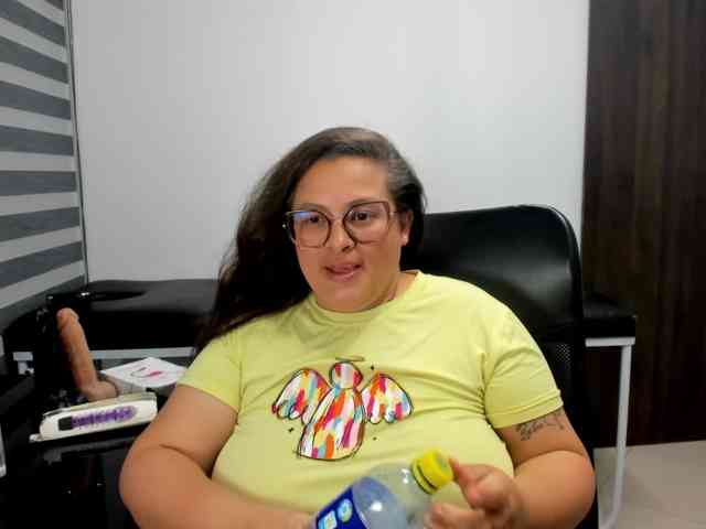 SaraThonson webcam