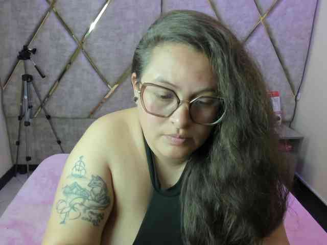 SaraThonson webcam