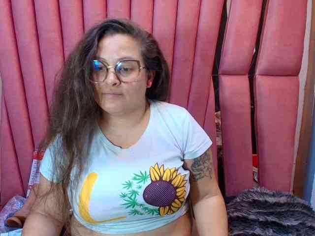 SaraThonson webcam