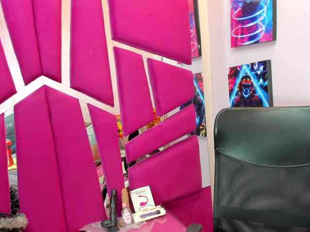 SaraThonson webcam