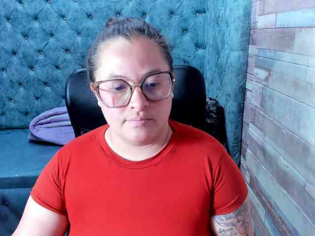 SaraThonson webcam
