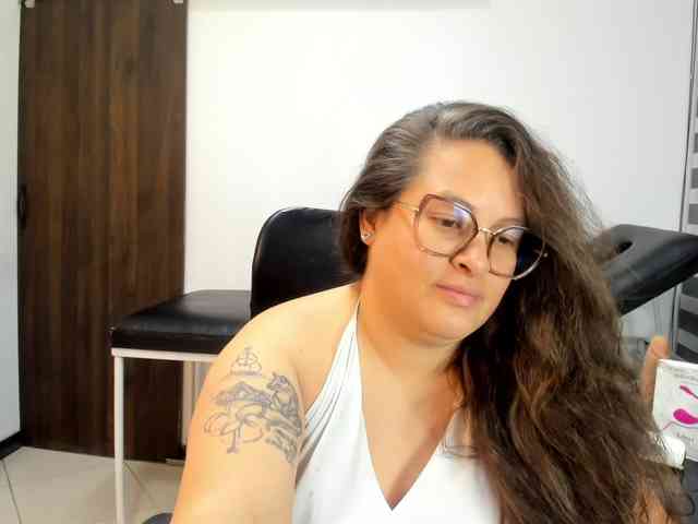 SaraThonson webcam