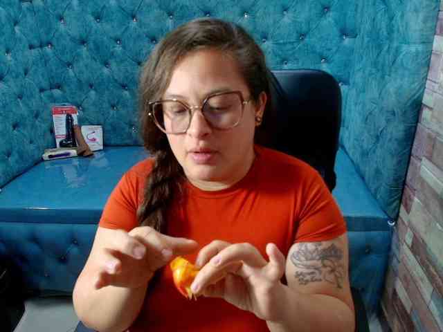 SaraThonson webcam