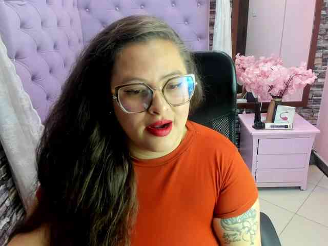 SaraThonson webcam