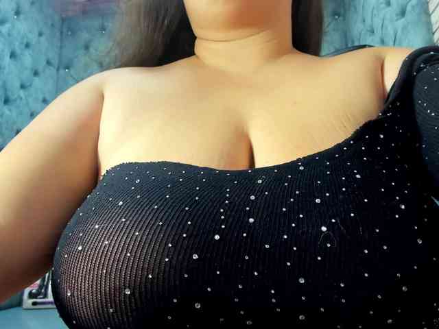 SaraThonson webcam