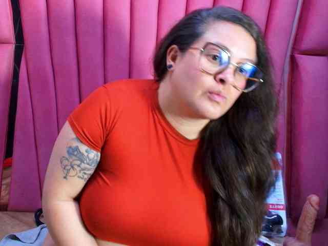 SaraThonson webcam