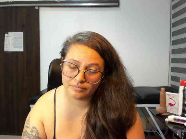 SaraThonson webcam