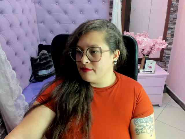 SaraThonson webcam