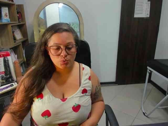 SaraThonson webcam
