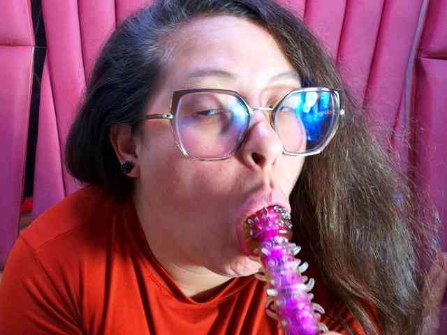 SaraThonson webcam