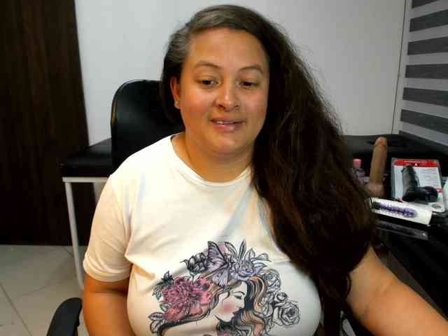 SaraThonson webcam