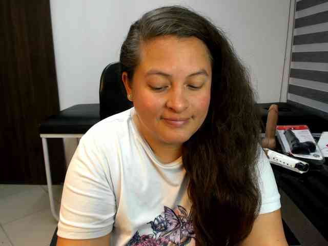SaraThonson webcam