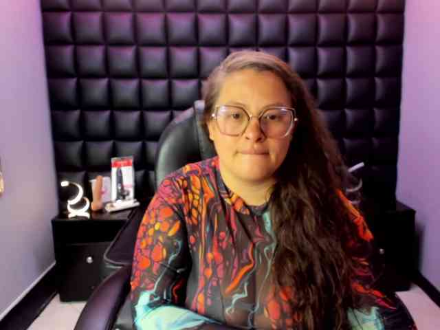 SaraThonson webcam