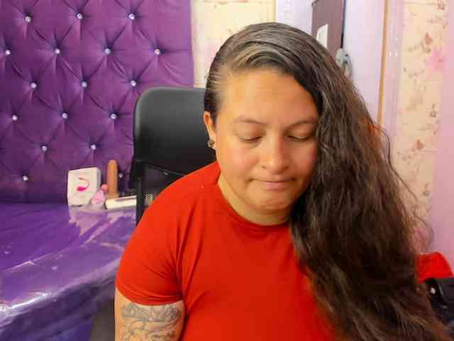 SaraThonson webcam