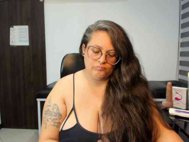 SaraThonson webcam