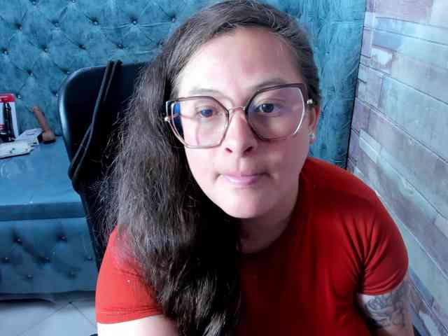 SaraThonson webcam