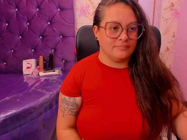 SaraThonson webcam