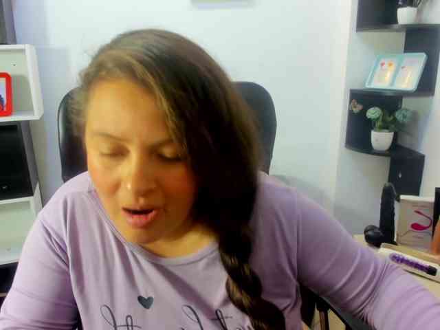 SaraThonson webcam