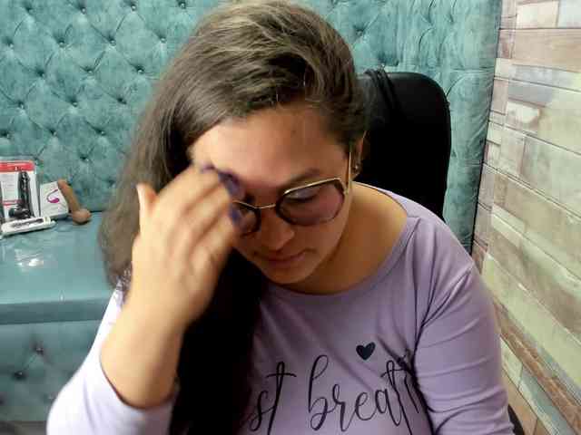 SaraThonson webcam