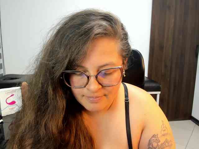 SaraThonson webcam