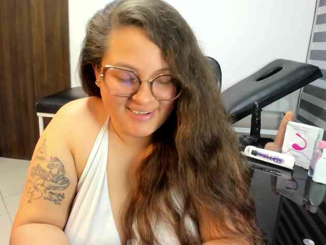 SaraThonson webcam