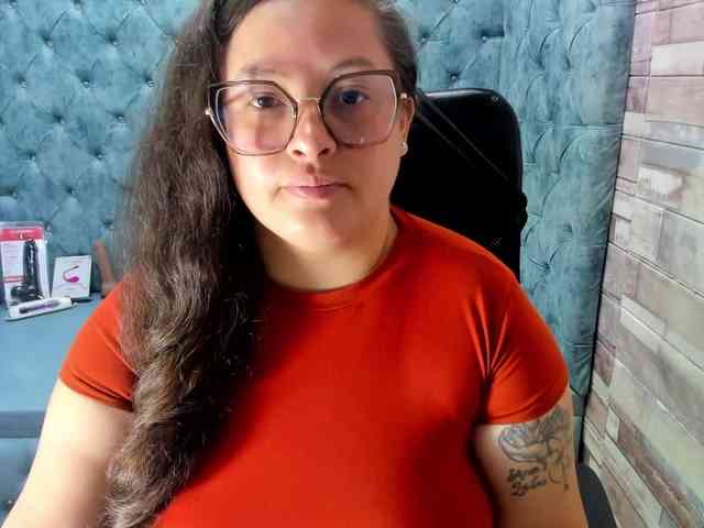 SaraThonson webcam