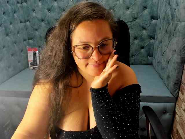 SaraThonson webcam
