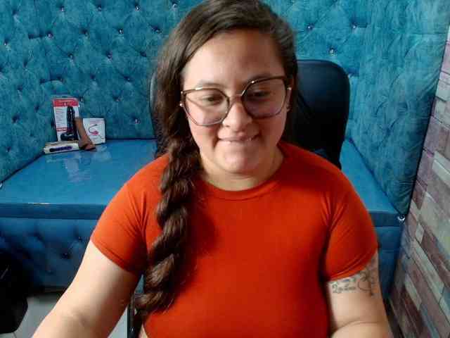 SaraThonson webcam
