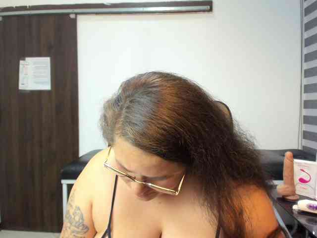 SaraThonson webcam