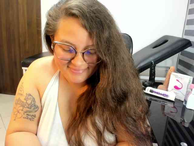 SaraThonson webcam