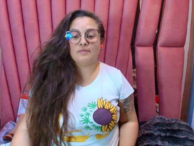 SaraThonson webcam