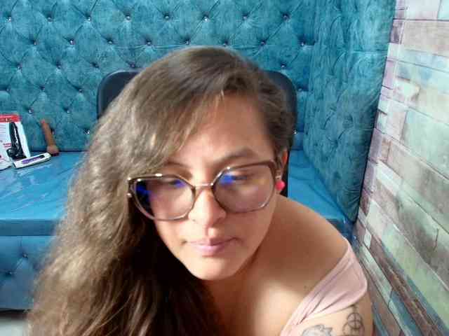 SaraThonson webcam