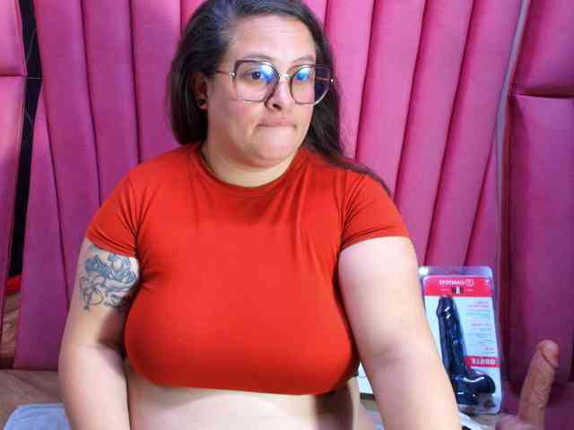 SaraThonson webcam
