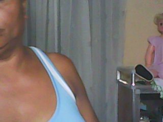 hotmomsexy's Live Webcam