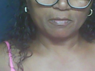 hotmomsexy's Live Webcam