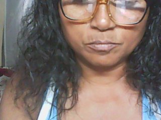 hotmomsexy's Live Webcam