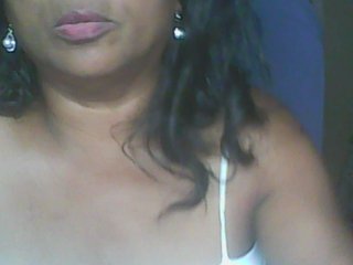 hotmomsexy's Live Webcam