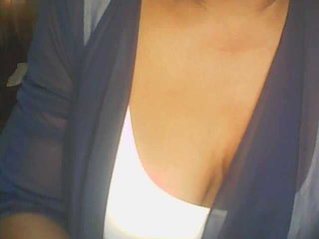 hotmomsexy live cam on BongaCams