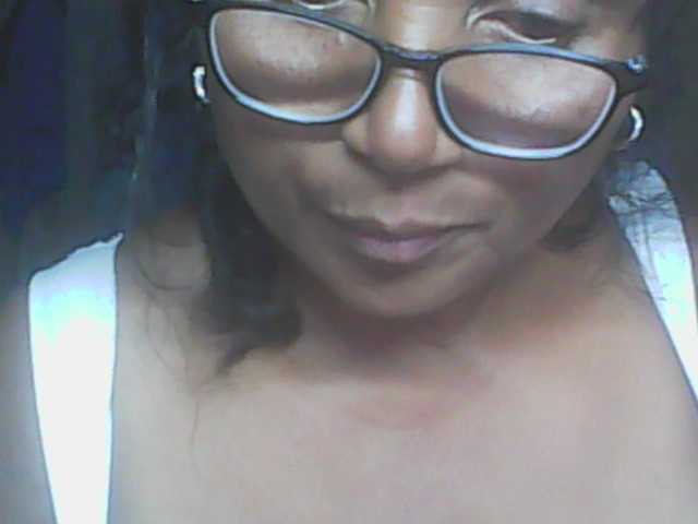 hotmomsexy live cam on BongaCams