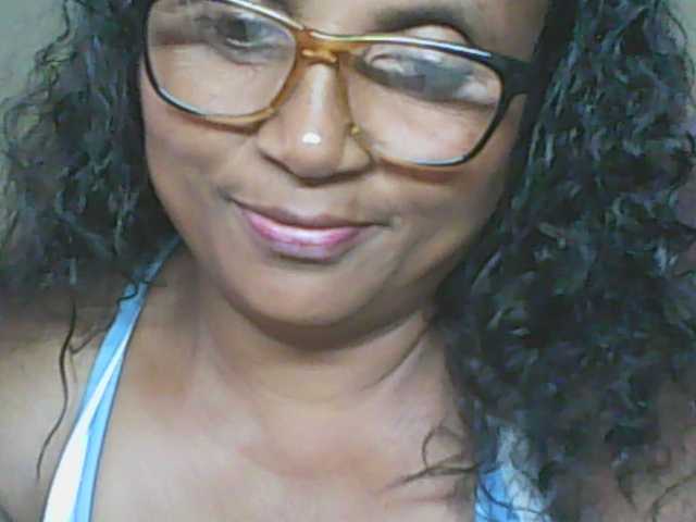 hotmomsexy's BongaCams show and profile