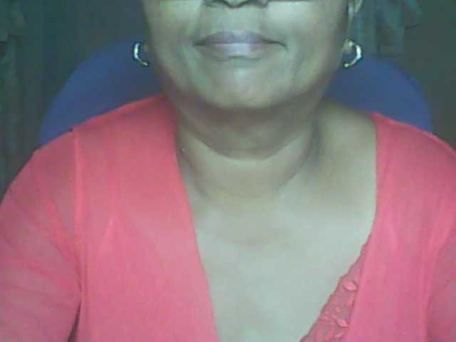 hotmomsexy live cam on BongaCams