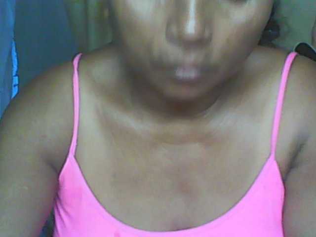 hotmomsexy's BongaCams show and profile